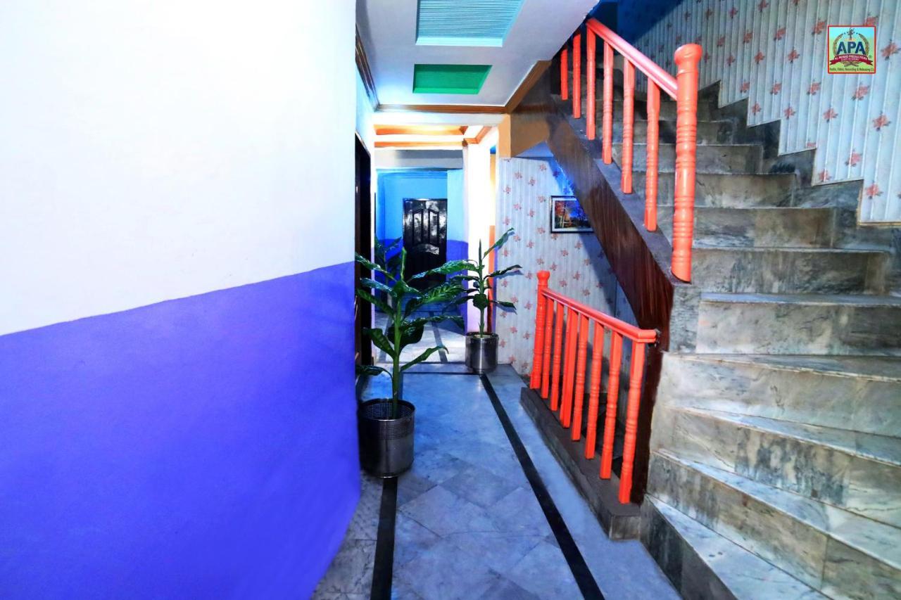 Royal Inn Guest House Lahore Exterior photo